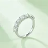 Cluster ringen Bijox -verhaal 3mm edelsteen moissaniet voor dames