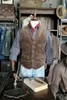 Мужские жилеты Blazer Vest Vervuroy Slim Fit V-образный вырезок западного сафари в стиле тарелки винтажные газовые дизайнерские одежды