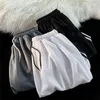 American Basketball Shorts Heren Summer Ice Silk Snel gedroogd Mesh Sport Capris Trendy Brand High Street Retro Casual Ball Pants