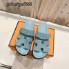 Italië chypres sandalen platte echte lederen klittenbandband 7a suede paris top editie oom paar stijl 23 nieuwe cool drag bottom dikke botto