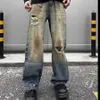 Amerikanischer Stil High Street Yellow Mud Harmed Delessed Lose Casual Jeans für Männer, die mit geradem Bein vielseitige Sommerhosen für Männer sind