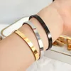 Bangle Titanium Steel Armband för män Kvinnliga smycken Personlighet Design Minimalistiska öppna armband Fashion Armband