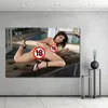 Современная настенная художественная плакат сексуальная модель девушка Лия Готти Обнаженная киска
