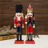 Kunst en ambachten 38cm notenkraker soldaat Puppet standbeeld houten handwerk notenkraker poppen hanger desktop ornament Kerstmis Nieuwjaar decoratie L49