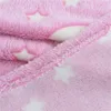 Cobertores cobertor fluorescente macio de pele confortável e amigável de cama de design criativo de design de ar -condicionado Sofá Fluorescente cobertor
