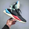 Y-3 Kaiwa Triple Black Y3 Blush Green Beige Rave Green Green Red Red Mens Zapatos casuales
