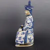 Decoratieve beeldjes Chinese blauwe en witte porselein Qing Qianlong Emperor -standbeeld Figurine 12,2 inch