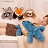 Fyllda plyschdjur 45-70 cm Super Soft Lazy Fluffy Plush Stuffed Animals Plushie Raccoon Fox Crocodile Sloth kram Kasta kudde Birthday Present Boy Girl L411