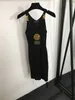 Basic & Casual Dresses designer 2024 Summer Nanyou New Medusa Sequin Gold Thread Embroidered Portrait Button Knitted Sling Dress XTI4