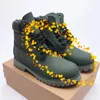 Men Designer Timbers Shoes Amrtin Boots مقاومة للماء الكاحل الكلاسيكي مارتن حذاء رعاة البقر الأصفر الأحمر الأزرق الأسود الأسود المشي لمسافات طويلة تيمبرلاند