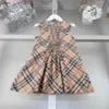 패션 걸 파티 드레스 접이식 라인 디자인 베이비 스커트 크기 100-160 cm 어린이 디자이너 옷 소매 소매 공주 드레스 24April