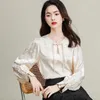 Blouses pour femmes 2024 femmes Jacquard Silk Tops beige Loy-Key Floral Pattern chinois Qipao Style Clothes Office Lady Elegant tenue