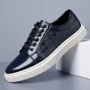 Scarpe casual Daily maschile Sneakers Summer Man Summer Lace-up Comfort Leather Flat