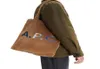 Kvällspåsar lyxiga APC Tygväska i Corduroy Single Shoulder Handbag Shopping Handväskor Totes Stora kapacitetsförbindelse9257611