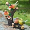 庭の装飾生涯の鳥の彫像樹脂クラフトブランチのスズメ