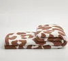Filtar Nordisk stil leopardtryck halv sida sammet stickad filt casual mjuk soffa täcke hemklänning matchning