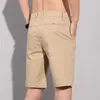 Shorts maschile 2024 Estate 98% Cotton 2% Spandex Solid Uomini di alta qualità Business Casual Business Elastico sociale spiaggia di vita