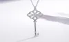 Collier chinois nœud sier plaqué de tempérament chaîne de pulls incrustée avec une clavicule de modélisation de clé de diamant Niche de luxe 2823178