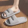 Slippers Summer Feet Men's Sential For Outdoor portant la maison de salle de bain baignade Anti Slip Wear résistant et couple silencieux