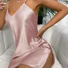 Ande de sono feminina camisola de verão elegante cetim para mulheres V vestido de sono com pescoço com bainha dividida seda de gelo respirável macia