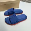 Designer rode bodems slippers klinknagels sandalen mannen glijden plat schoenen zomer spike rood dikke zool buiten sandaal maat 38-46 met doos