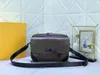 حقيبة محفظة عالية الجودة M46794 S-Cape Bag Crossbody S-Lock Messenger Bag Bag Bag Black Mensing Handbag Men Fashion Luxury Counter Bag Bag Fast M46795