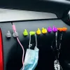 Pouces de forme de forme de murs de forme en caoutchouc en forme de manche en caoutchouc de voiture mini-crochet pour le cordon d'alimentation du câble Car Storag Organizer Gadget