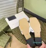 Impresión de zapatillas de piel de oveja de alta calidad diseñador de verano Slipper femenino de la moda Sandalias de fondo plano