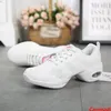 Buty taneczne lekki zawód Kobiety oddychające kosze Modern Jazz Casual Sneakers Ladies Non-Slip Jogging