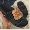 Nouveau couple denim slipper femelle sandales non glissantes confortables pantoufles plates d'été femme glisses de plage extérieure neutre chaussures décontractées femmes mules 35-43 01