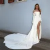 Eleganti abiti da sposa in crepe senza spalline a maniche lunghe con treno in tribunale a pieghe a ginnastica a ginnastica con cerniera per le donne