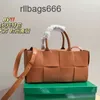 Bottegs кожаные Venets Lady Arco Cassette Tote Designer Designer Magbag сумки для женщин Большое плечо высокие сумки качество мод