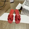 Orans Sandals Womens Slippers Summer Leather Suitable for Slippers Womens Summer Fashion Outerwear 2024 New Korean Version Popular Flat Bottomed Tourist Beach Res