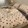 Koreaanse stijl beddengoedset Kid volwassen Twin Full Queen Size Bed Flat Love Love Heart Dekbedoverkapset Kussensloop Bed Linnen No Filler 240329