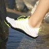 Scarpe casual sport acquatici esplosivi per uomini e donne che nuotano in spiaggia coppia interno fitness tapis roulant 5 dita