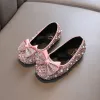 Sneakers Girl's Princess Shoes Crystal Bowknot Sparkly Sweet Children Ballet Flat 2136 feest vier kleuren lichte kinderen lente schoenen