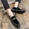 Casual Shoes Men Walking All-Match Mens Loafers Ankomst Slip On Leather Fashionwedding Dress Classic