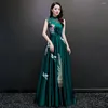 Ethnische Kleidung lang Abend Partykleid Frauen ärmellose Cheongsam Stickchinesischer Jahr Show Qipao Slim Vestidos