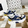 Fitnessschuhe Frau Plattform Chunky Sneakers Modeschnüre Designer Marke Old Dad gemischte Farben Casual Tenniskorb Frauen