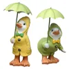 Decorações de jardim 2pcs patos estátuas resina ornamento com decoração de pato de pato guarda -chuva