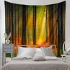 Automne Yellow Forest Stream Landscape Tapases Tapestry Maple Trees Feuilles murales suspendues Hippie Tapiz décor Tapisses Carpets R0411 1