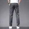 Herenbroeken Kleding 2024 Spring Summer Plaid Work Stretch Men Business Fashion Fashion Slim Gray Blue Party Casual Pant Trousers mannelijk