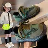 Sneakers Childrens Sports Shoe Trend 2023 Baby Sequins Koreaanse editie herfst nieuwe hardloopschoenen voor jongens en meisjes lichtgewicht casual H240411