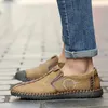 Scarpe casual slittamento maschile su cuoio in pelle Breathebel piatto bassa che cammina per uomini morbidi mocassini alla guida