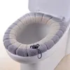 Toilettensitz bedeckt eine dicke und tragbare Strickmatte mit Frostschutzmittel -Waschungseigenschaften - universelles O -Typ -Design