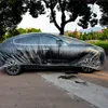 Capa de carro descartável portátil Capa de carro plástico transparente capa universal de pó de chuva