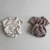 Spodnie 2022 Summer New Baby krótkie rękawe T -koszulka + spodenki 2PCS Ubrania dla niemowląt