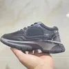 2024 Womener Designer Running Shoes Shangle Sneakers Women Lace Up Sneakers أحذية رياضية غير رسمية أحذية رياضية كلاسيكية أحذية GSFS الحجم 35-42