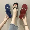 Sandały Summer Kobiety Pearl Kaptaki Nowa moda Panie Designer Flip-Flops Ladies Beach Sandals Beach 2024 Outdoor Flat Buty Sandalsl2404