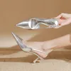 Chaussures pointues sandales femmes talons hauts robe de fête de fête peu profonde sexy glissades de créateurs pompes pu ganters de cuir zapatos 2 45